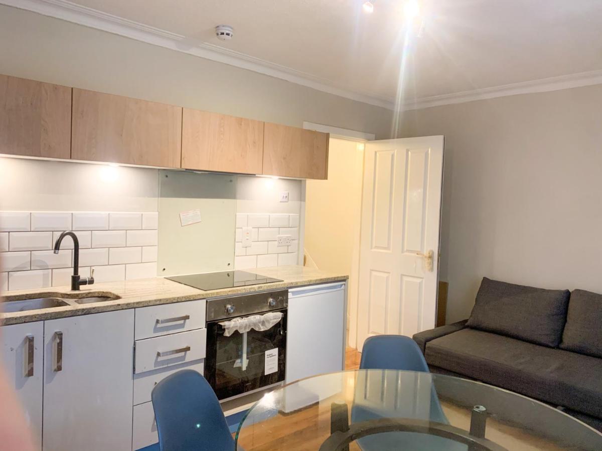 217 Roden Street Apartment Белфаст Екстериор снимка