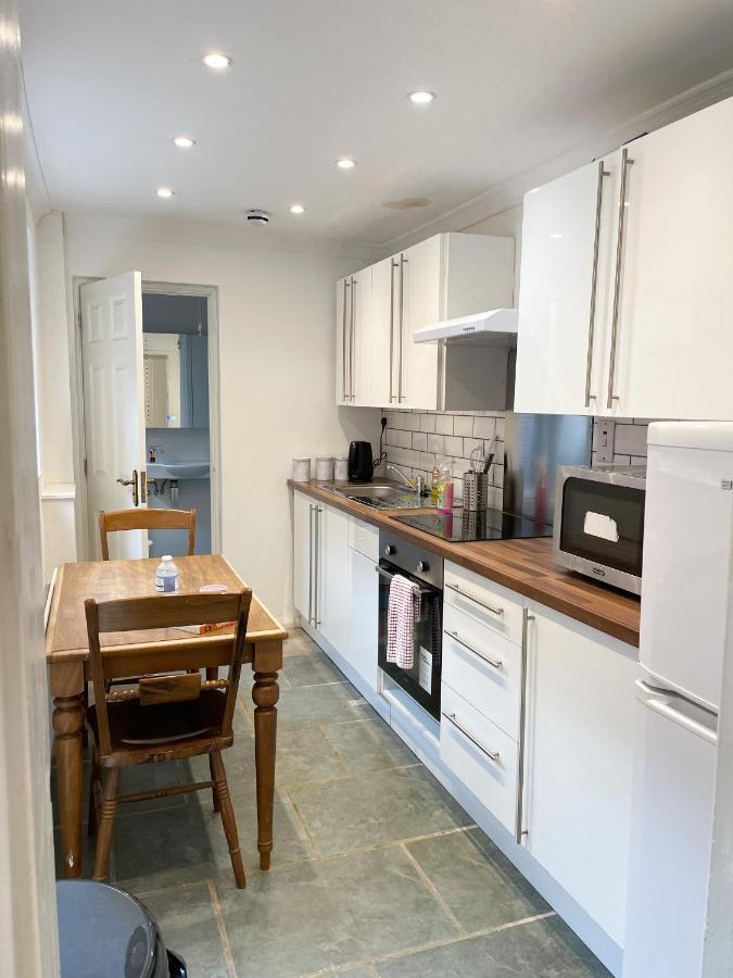 217 Roden Street Apartment Белфаст Екстериор снимка
